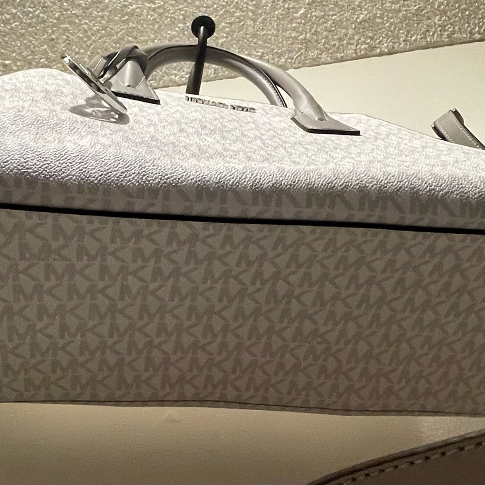 Michael Kors Gray and White Satchel - Picture 5 of 14
